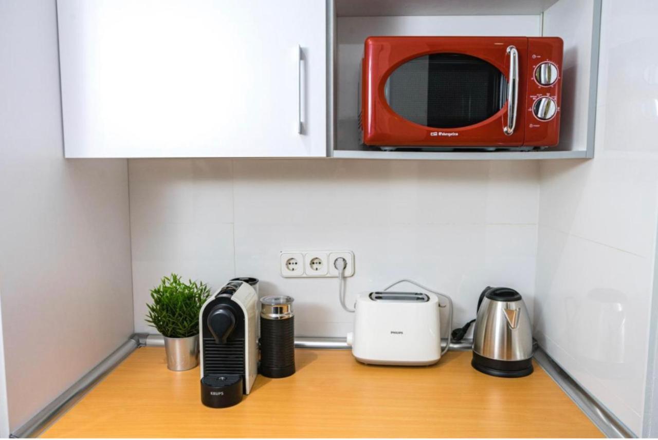 Exyca Cuatro Caminos Apartment Мадрид Екстериор снимка